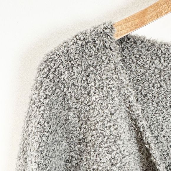 SKIMS Cozy Knit Wrap Top Gray Smoke Size Small Medium Fuzzy Long Sleeve NEW - Picture 5 of 16